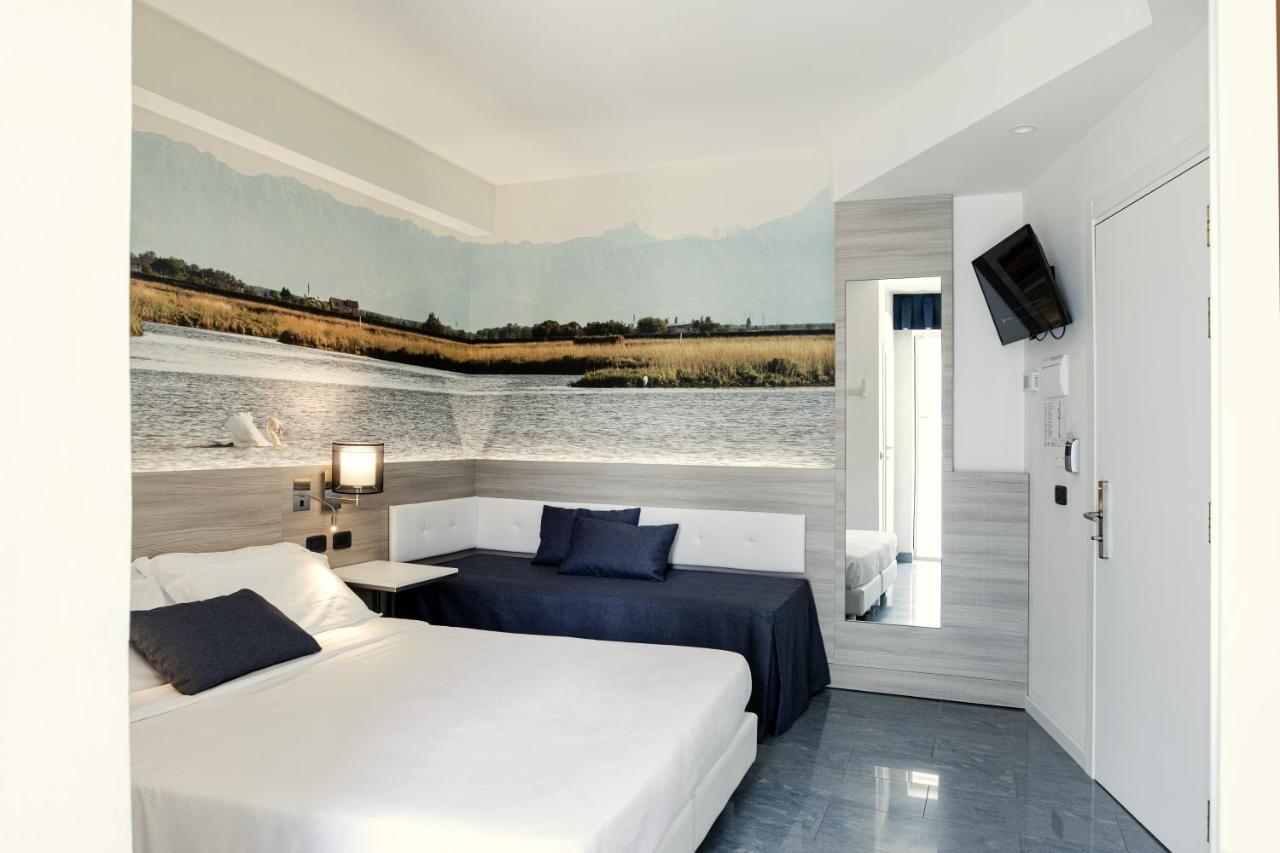 Hotel Parigi Bibione Exterior foto