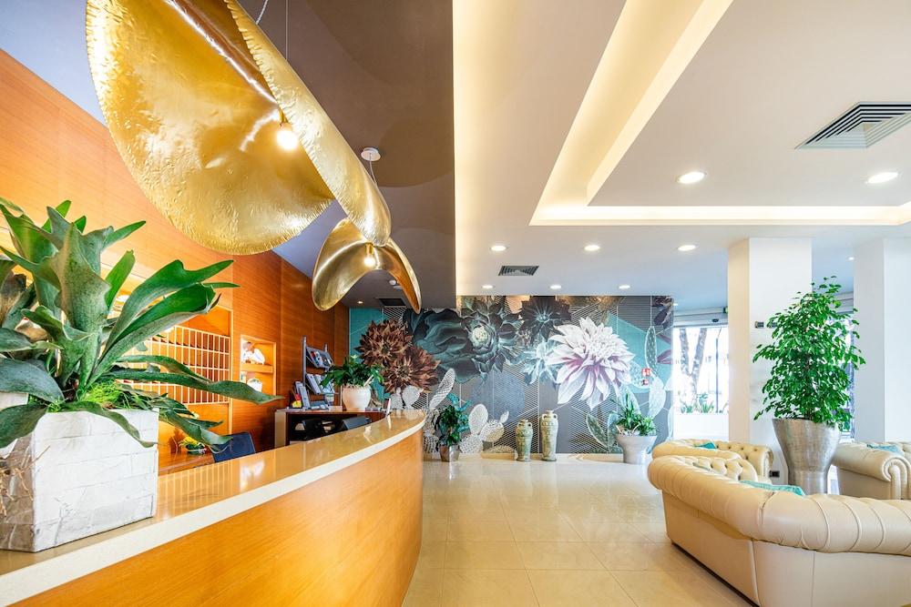 Hotel Parigi Bibione Exterior foto