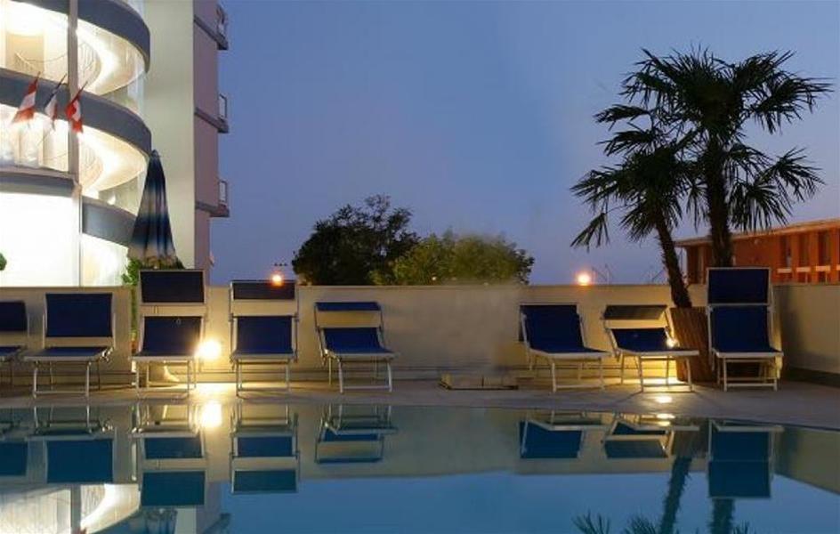 Hotel Parigi Bibione Exterior foto