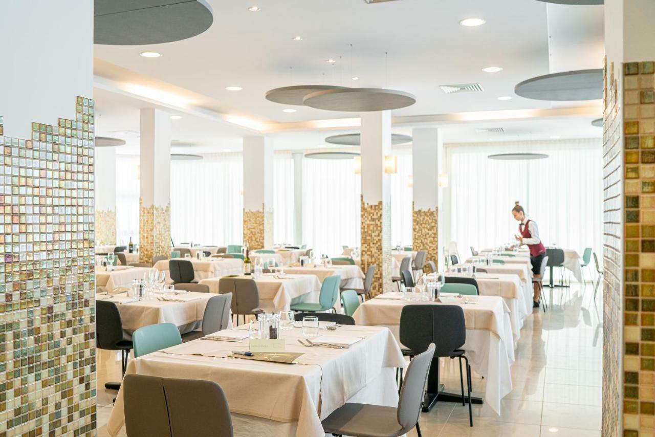 Hotel Parigi Bibione Exterior foto